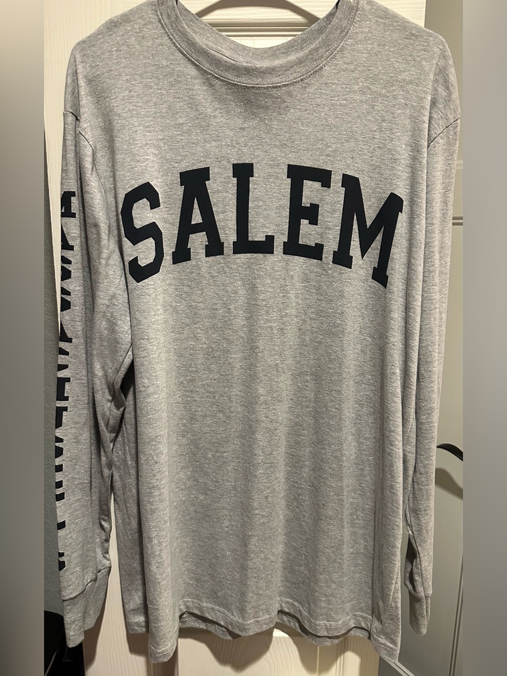 Salem Long Sleeve Crewneck Tee - Gray
